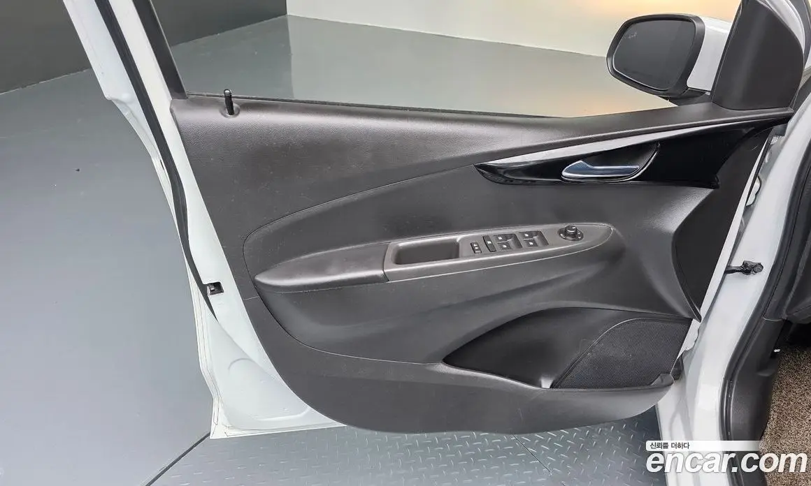 Chevrolet Spark 2022 1.0 автомат (гидро), фото 14
