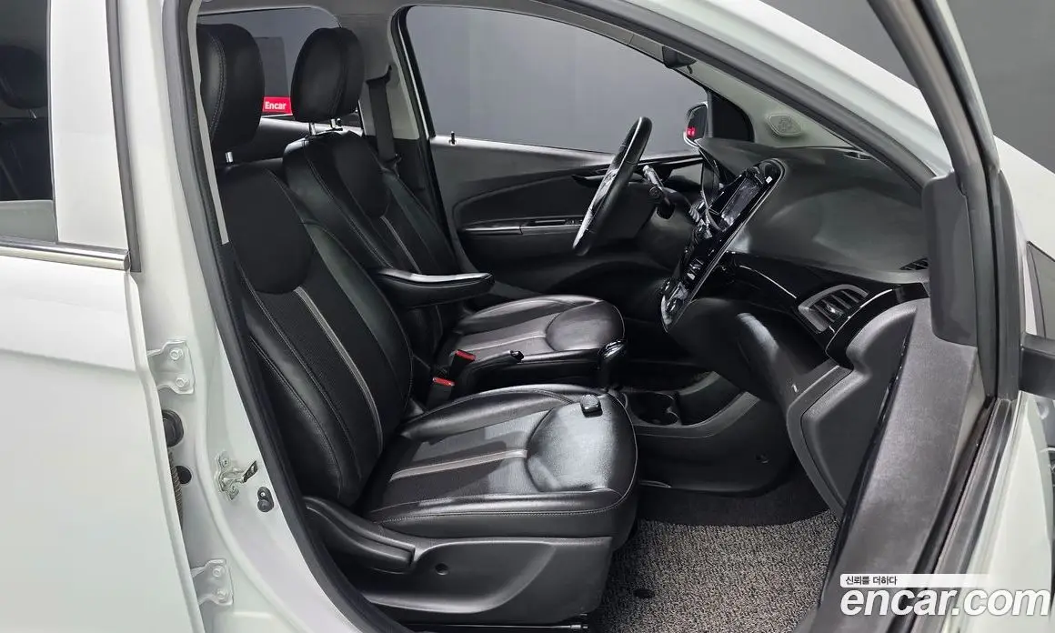 Chevrolet Spark 2022 1.0 автомат (гидро), фото 16