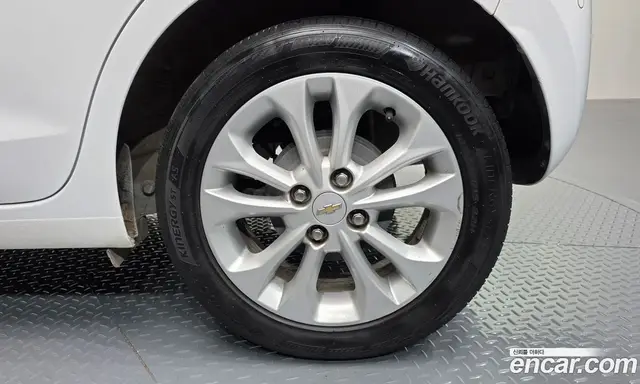 Chevrolet Spark 2022 1.0 автомат (гидро), миниатюра 7