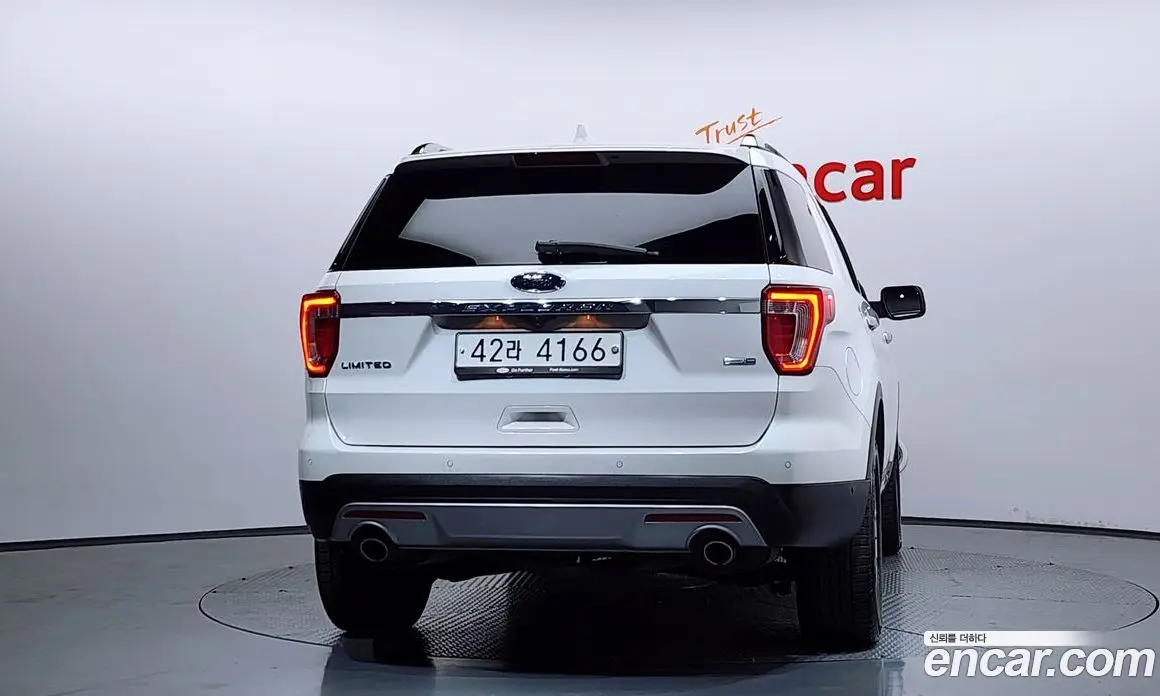 Ford Explorer 2017 2.3 автомат (гидро), фото 4