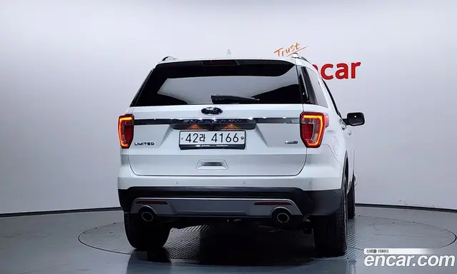 Ford Explorer 2017 2.3 автомат (гидро), миниатюра 4