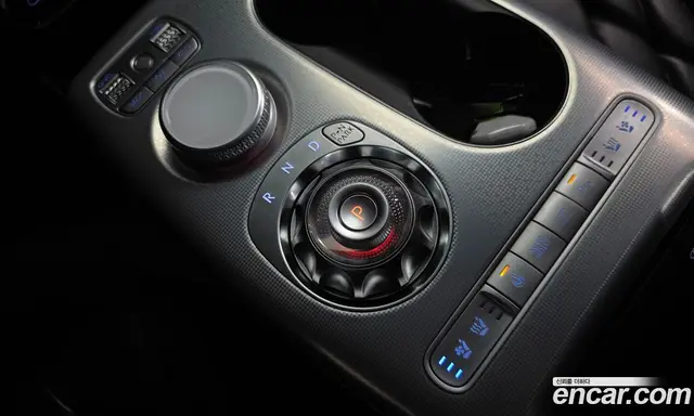 Genesis GV60 2023 0.1 автомат (гидро), миниатюра 11