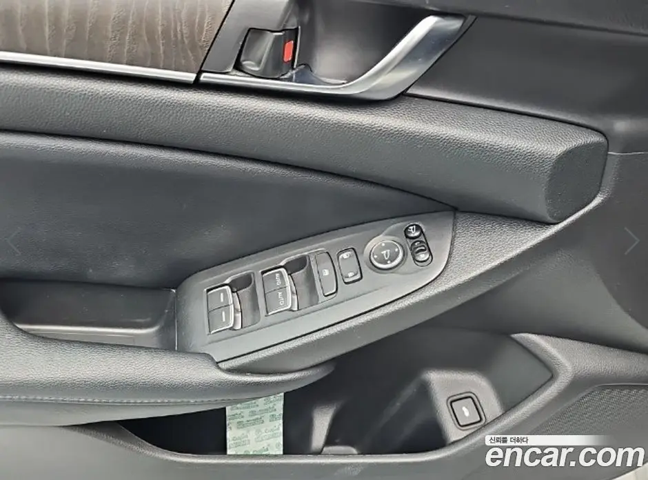 Honda Accord 2018 1.5 автомат (гидро), фото 17