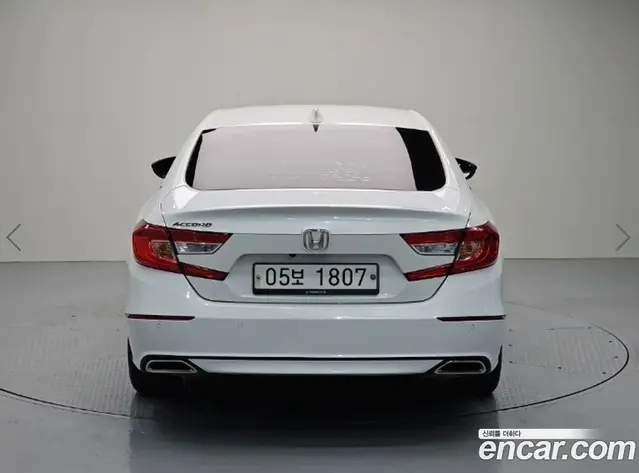 Honda Accord 2018 1.5 автомат (гидро), миниатюра 3