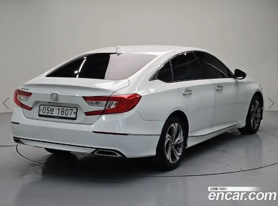 Honda Accord 2018 1.5 автомат (гидро), фото 4