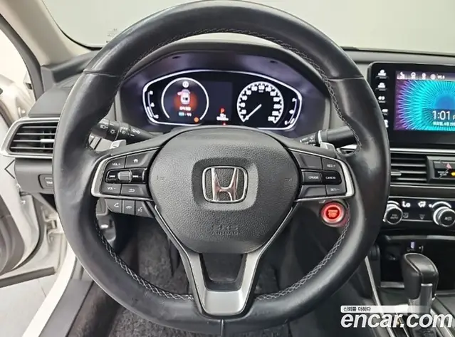 Honda Accord 2018 1.5 автомат (гидро), миниатюра 9