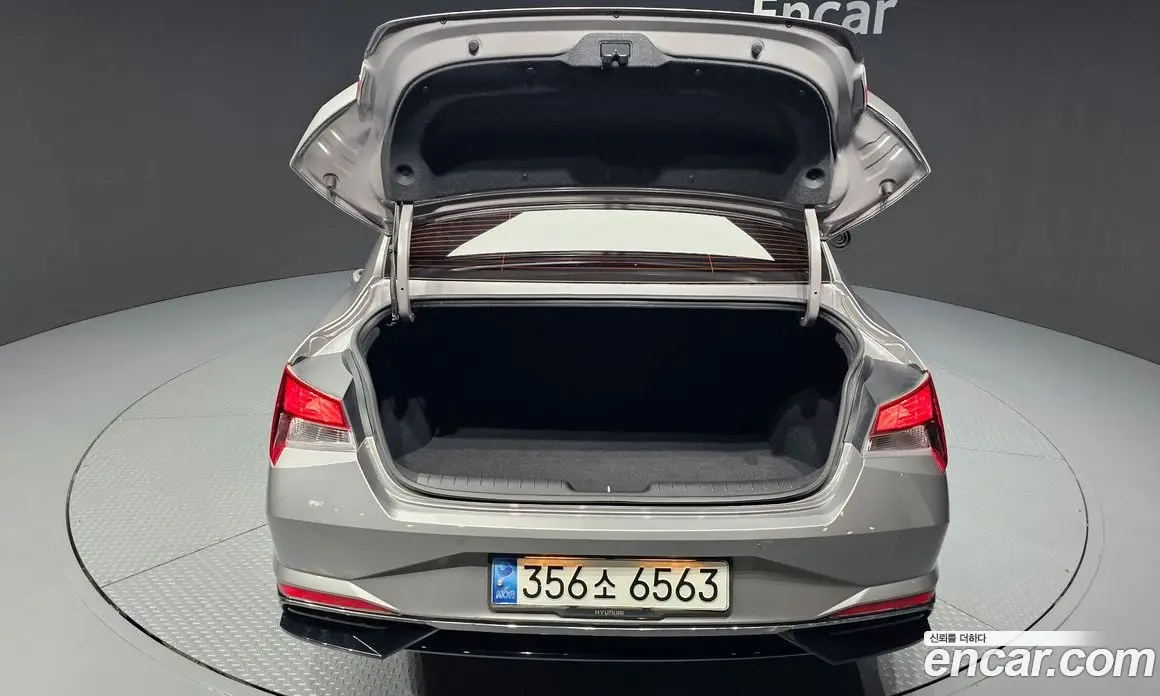 Hyundai Avante 2020 1.6 автомат (гидро), фото 20