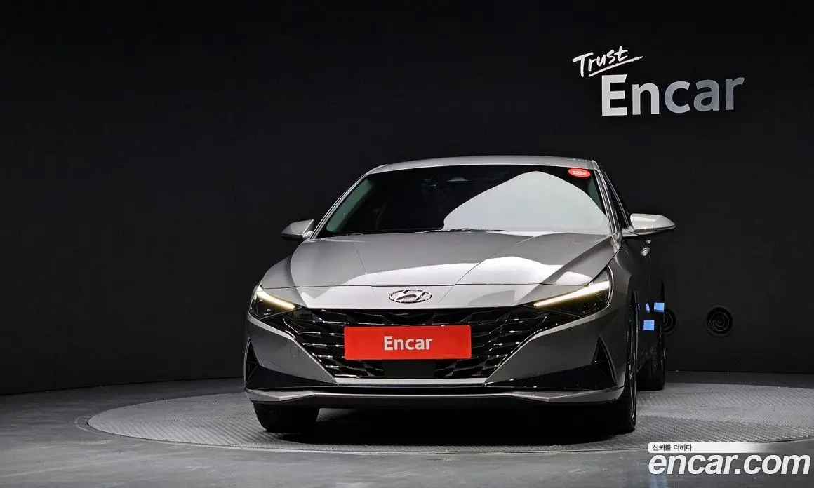 Hyundai Avante 2020 1.6 автомат (гидро), фото 3