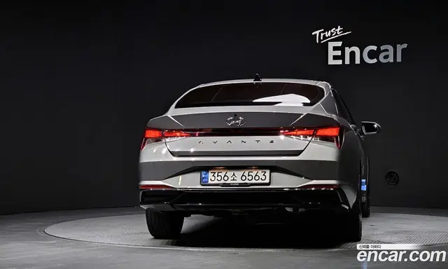 Hyundai Avante 2020 1.6 автомат (гидро), миниатюра 4