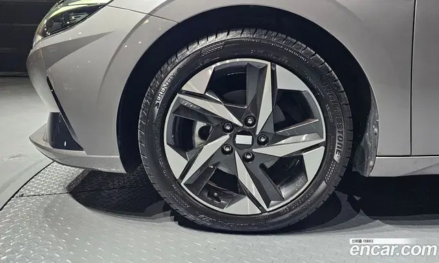 Hyundai Avante 2020 1.6 автомат (гидро), миниатюра 5