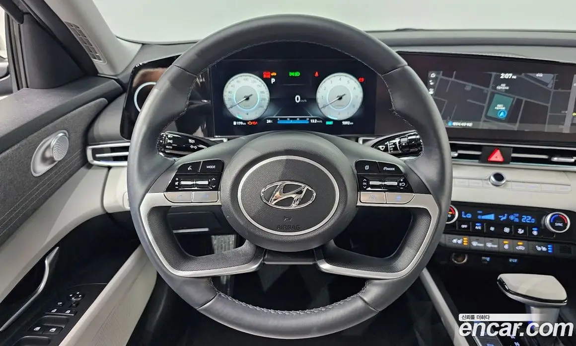 Hyundai Avante 2022 1.6 автомат (гидро), фото 21
