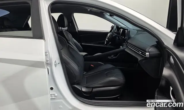 Hyundai Avante 2023 1.6 автомат (гидро), миниатюра 11