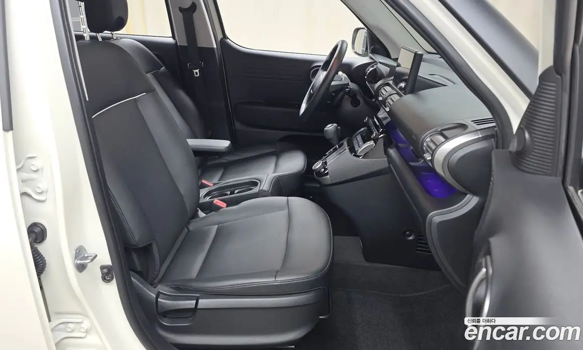 Hyundai Casper 2022 1.0 автомат (гидро), фото 17