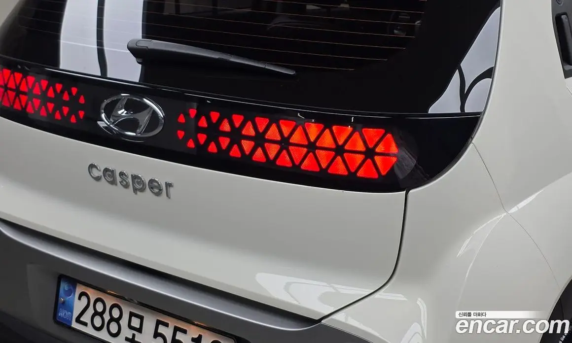 Hyundai Casper 2022 1.0 автомат (гидро), фото 9