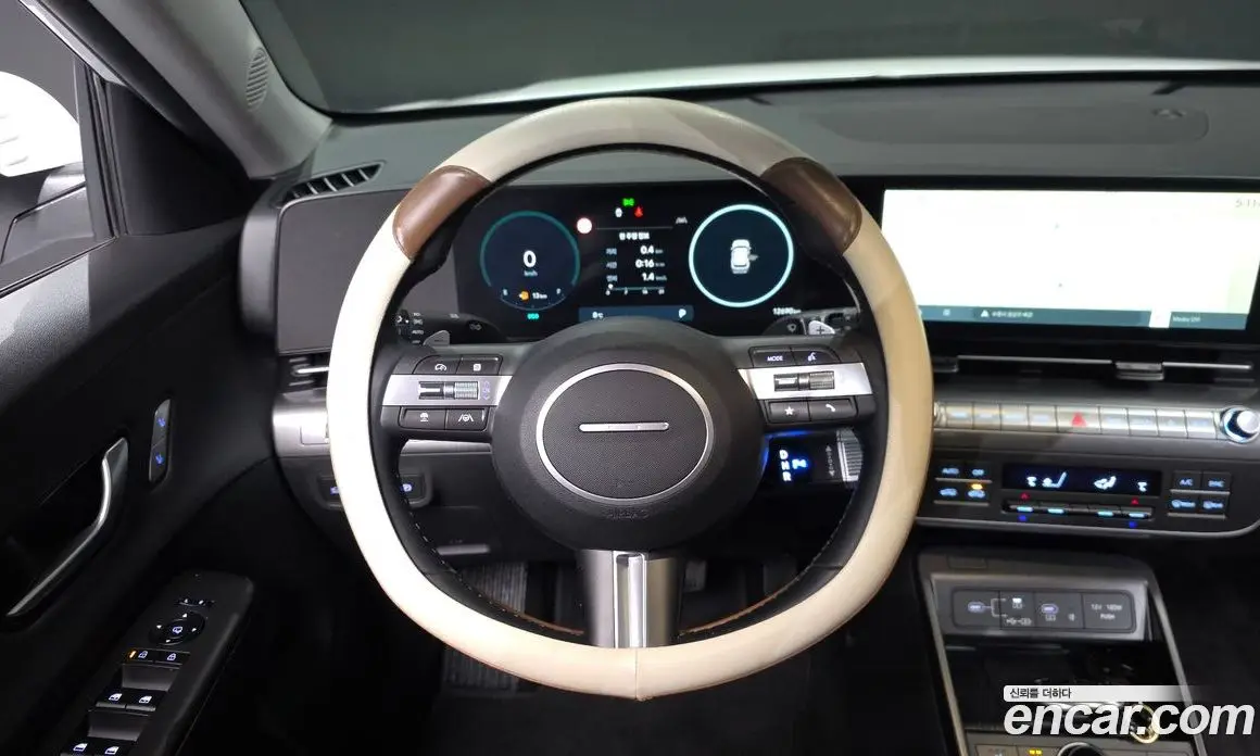 Hyundai Kona 2024 1.6 автомат (гидро), фото 13