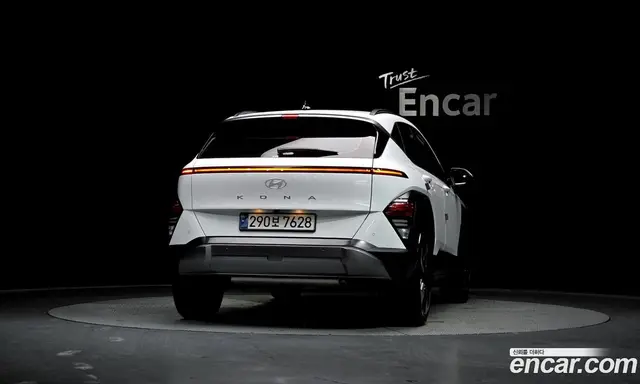 Hyundai Kona 2024 1.6 автомат (гидро), миниатюра 4