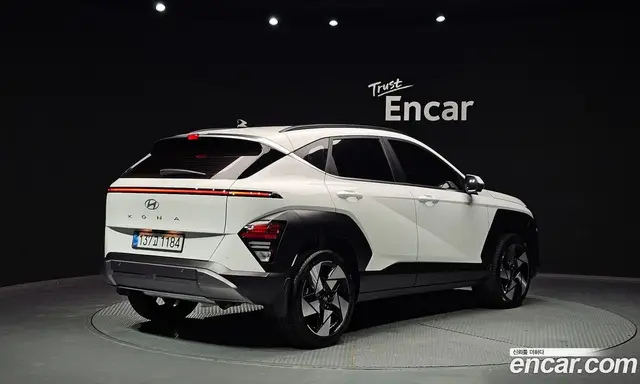 Hyundai Kona 2025 1.6 автомат (гидро), миниатюра 2