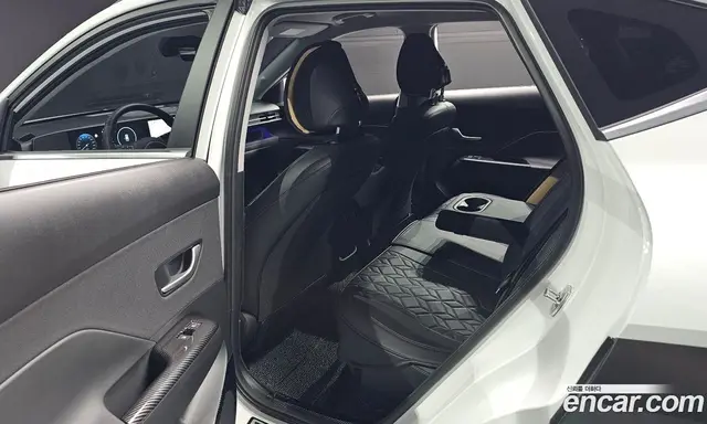 Hyundai Kona 2025 1.6 автомат (гидро), миниатюра 12