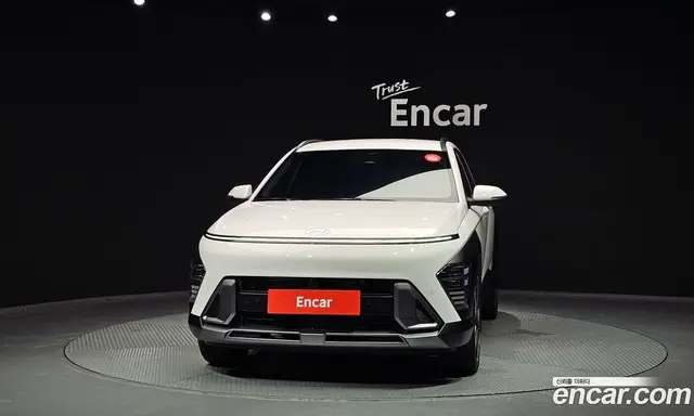 Hyundai Kona 2025 1.6 автомат (гидро), миниатюра 3