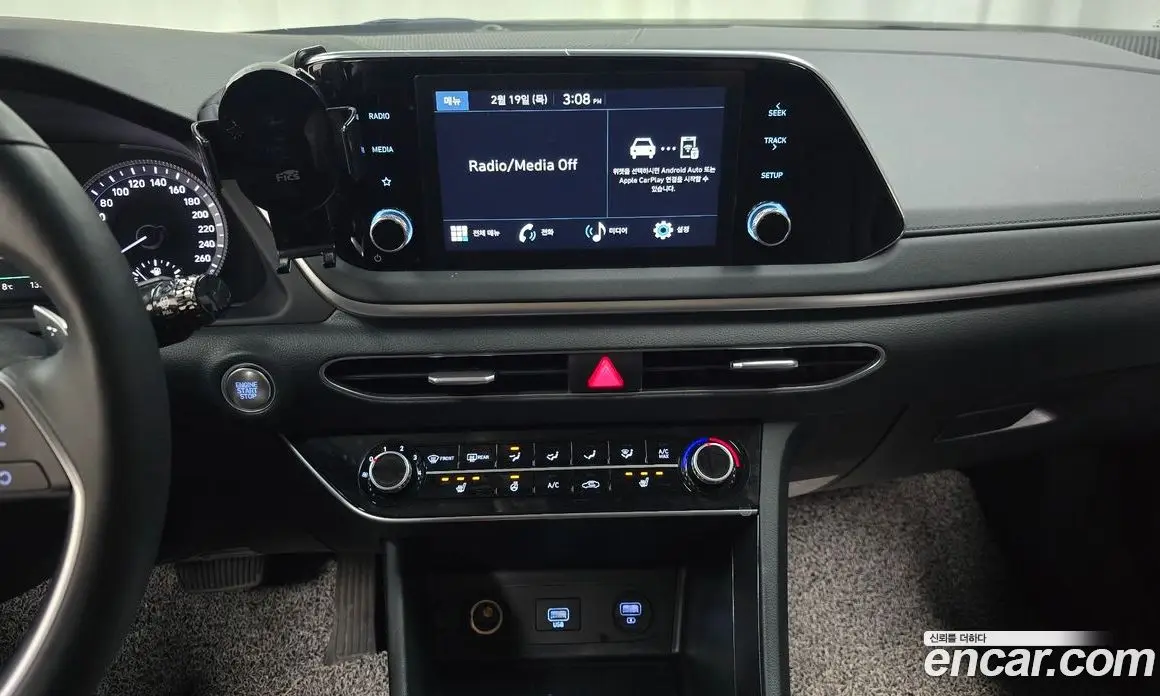 Hyundai Sonata 2022 1.6 автомат (гидро), фото 15