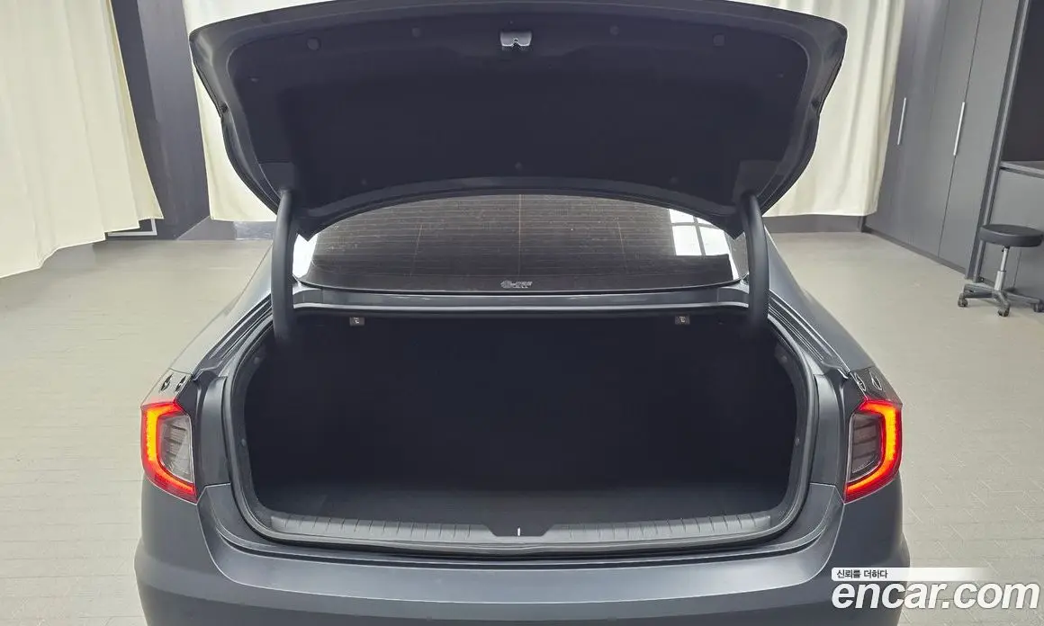 Hyundai Sonata 2022 1.6 автомат (гидро), фото 20