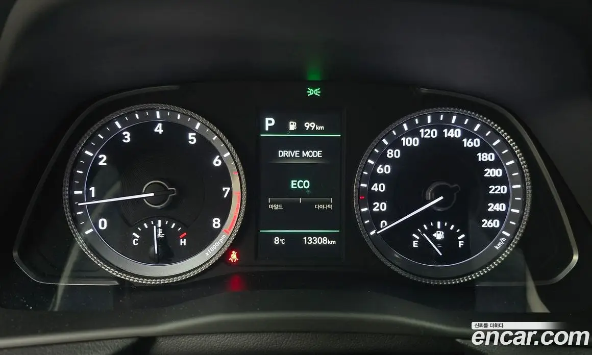 Hyundai Sonata 2022 1.6 автомат (гидро), фото 8