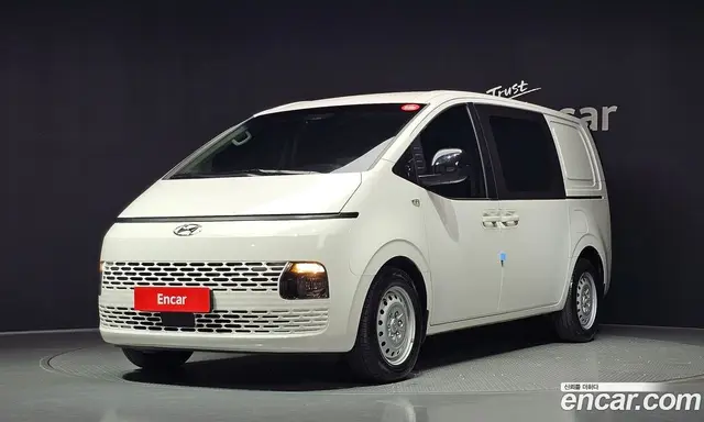 Hyundai Staria, 2022, 43 333 км
