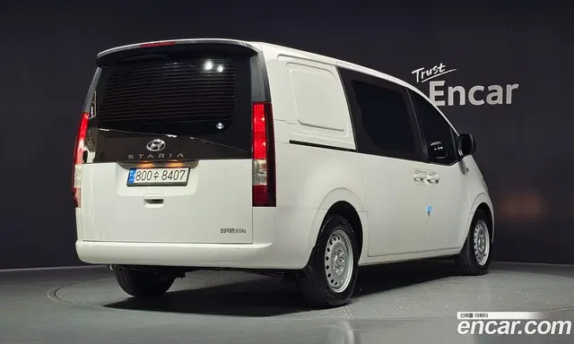 Hyundai Staria 2022 2.2 автомат (гидро), миниатюра 2