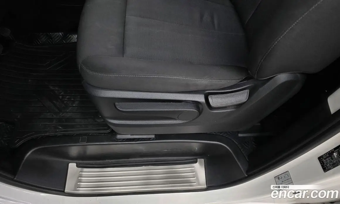 Hyundai Staria 2022 2.2 автомат (гидро), фото 23