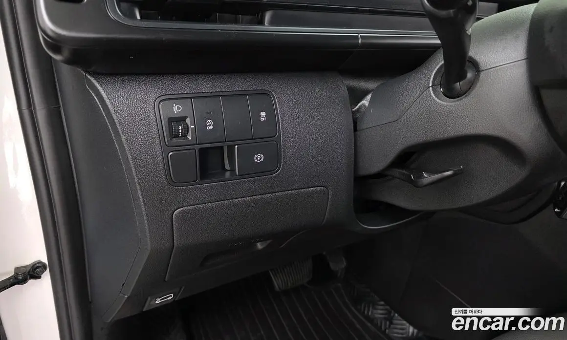 Hyundai Staria 2022 2.2 автомат (гидро), фото 25