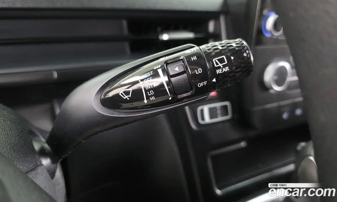 Hyundai Staria 2022 2.2 автомат (гидро), фото 26