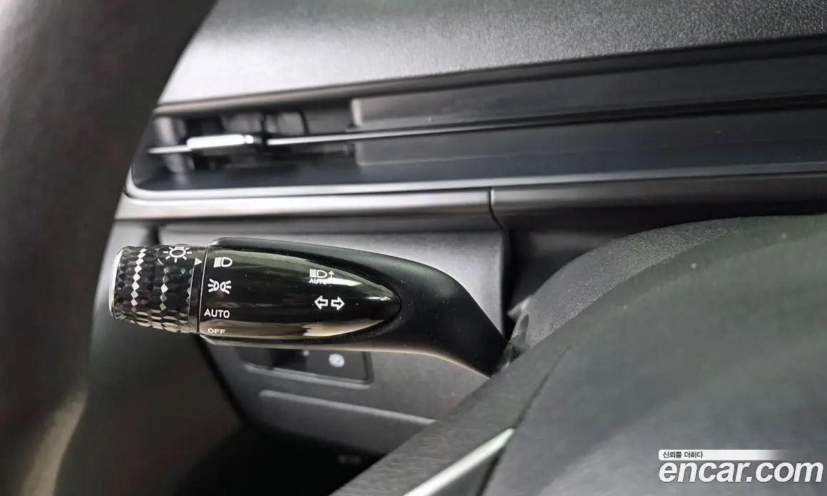 Hyundai Staria 2022 2.2 автомат (гидро), фото 28