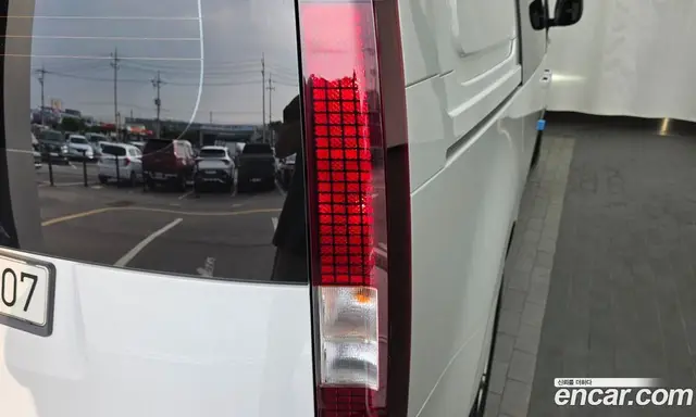 Hyundai Staria 2022 2.2 автомат (гидро), миниатюра 9