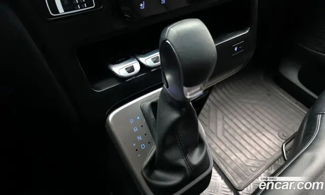Hyundai Staria 2022 2.2 автомат (гидро), миниатюра 9