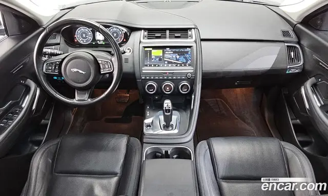 Jaguar E-Pace 2018 2.0 автомат (гидро), миниатюра 10 Jaguar E-Pace 2018 2.0 автомат (гидро), миниатюра 10