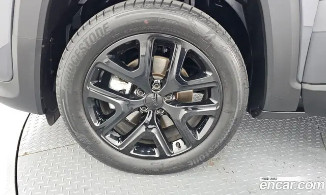 Jeep Renegade 2023 1.3 автомат (гидро), миниатюра 5