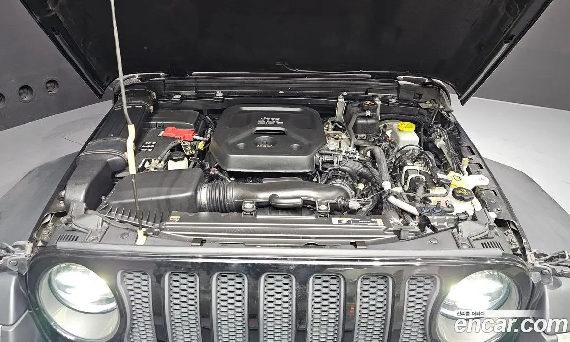 Jeep Wrangler 2021 2.0 автомат (гидро), фото 6
