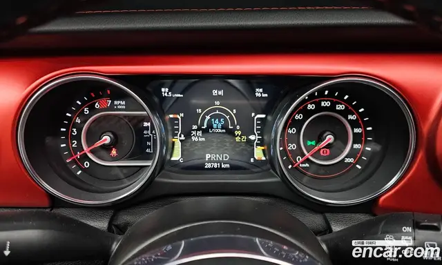 Jeep Wrangler 2021 2.0 автомат (гидро), миниатюра 8