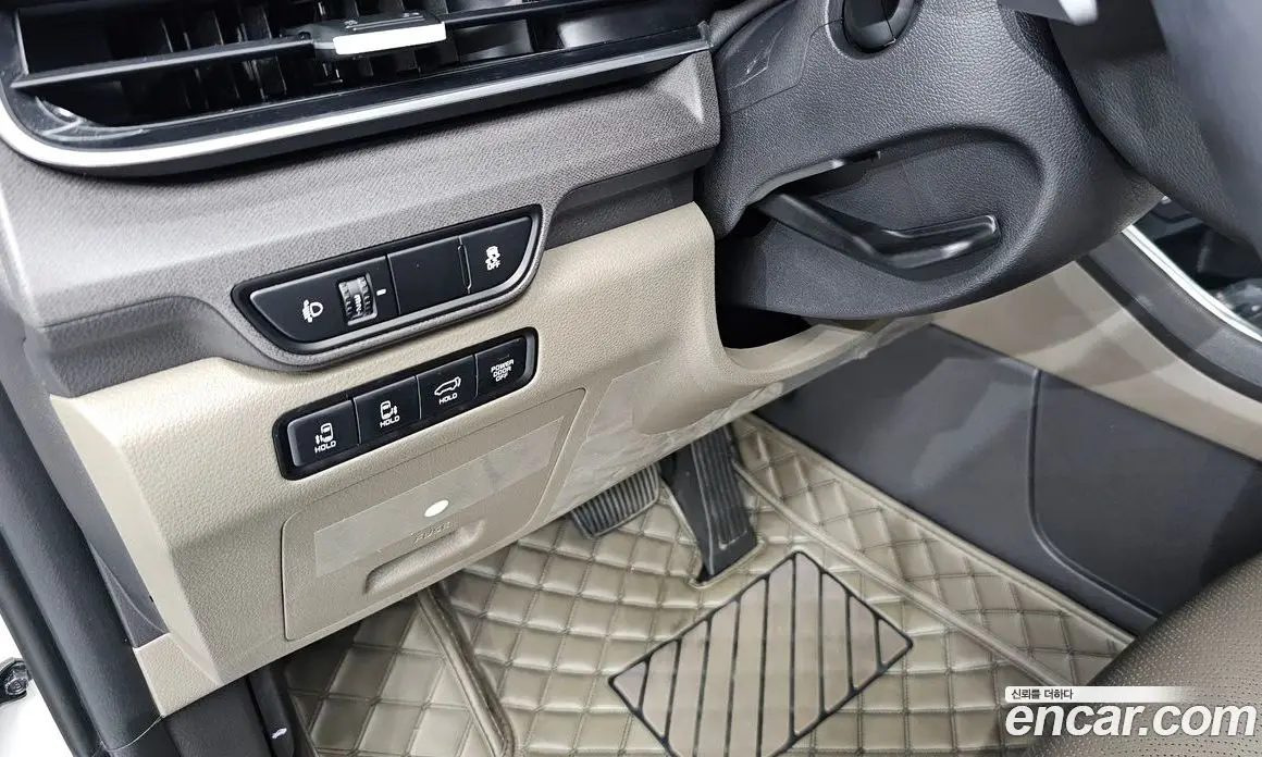 Kia Carnival 2024 2.2 автомат (гидро), фото 21