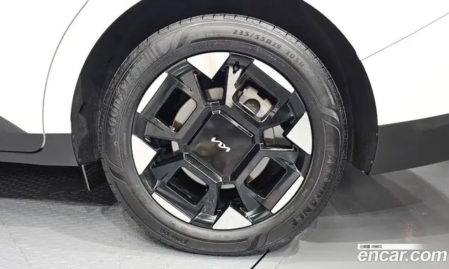 Kia Carnival 2024 2.2 автомат (гидро), миниатюра 7