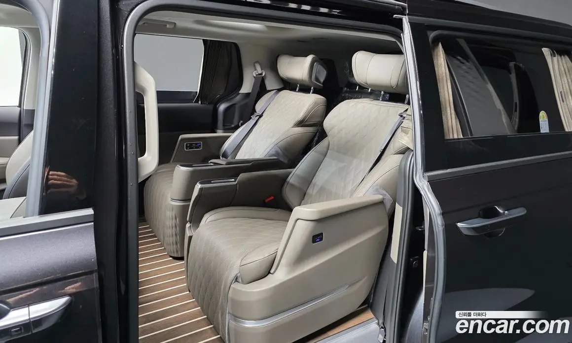 Kia Carnival 2025 1.6 автомат (гидро), фото 16