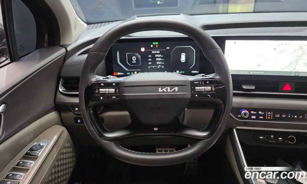 Kia Carnival 2025 1.6 автомат (гидро), фото 18