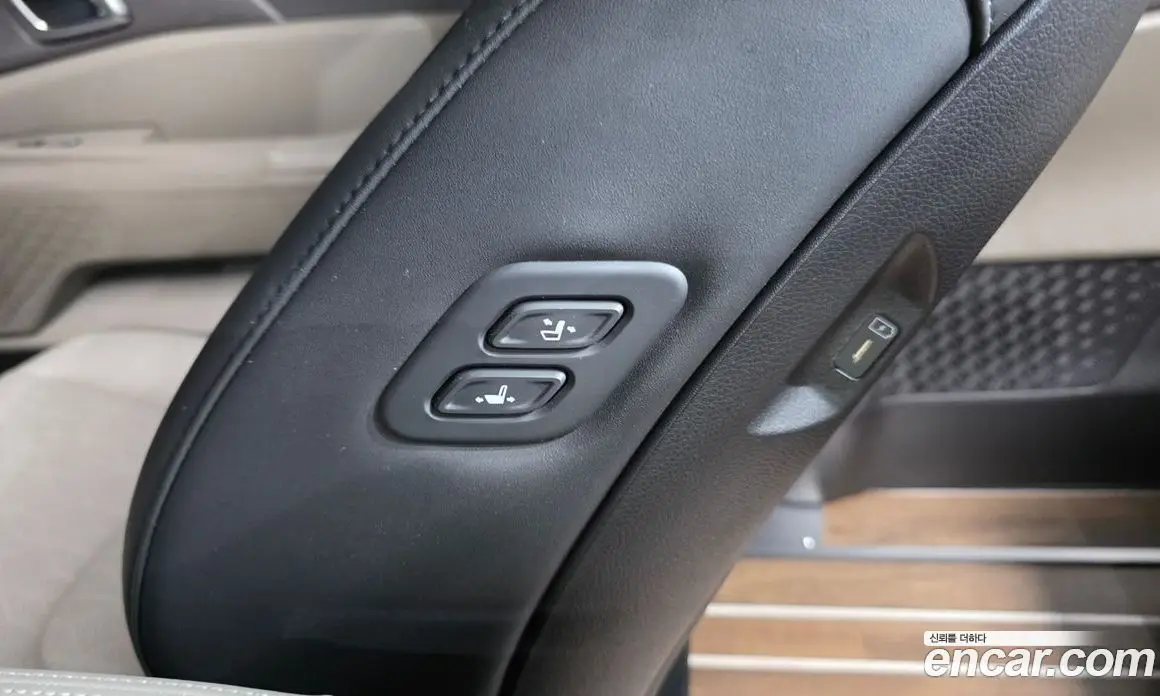 Kia Carnival 2025 1.6 автомат (гидро), фото 30