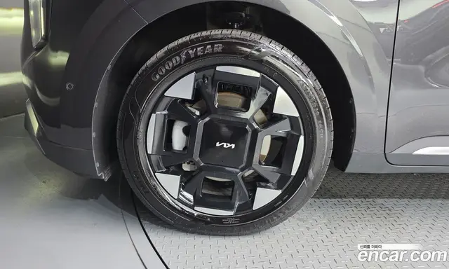 Kia Carnival 2025 1.6 автомат (гидро), миниатюра 5