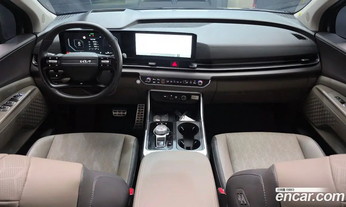 Kia Carnival 2025 1.6 автомат (гидро), фото 10