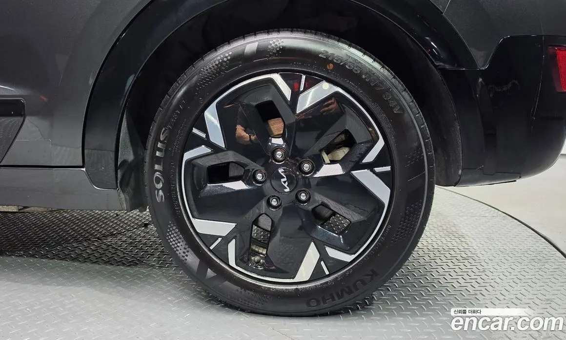 Kia Niro 2022 0.2 автомат (гидро), фото 6