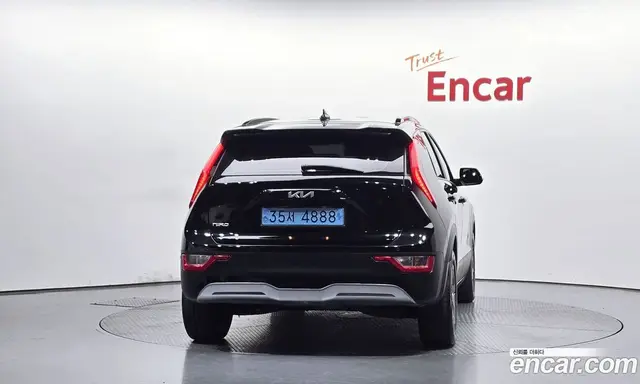 Kia Niro 2023 0.2 автомат (гидро), миниатюра 3