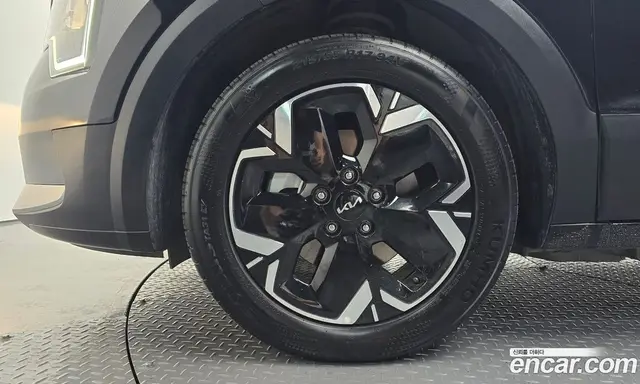 Kia Niro 2023 0.2 автомат (гидро), миниатюра 4