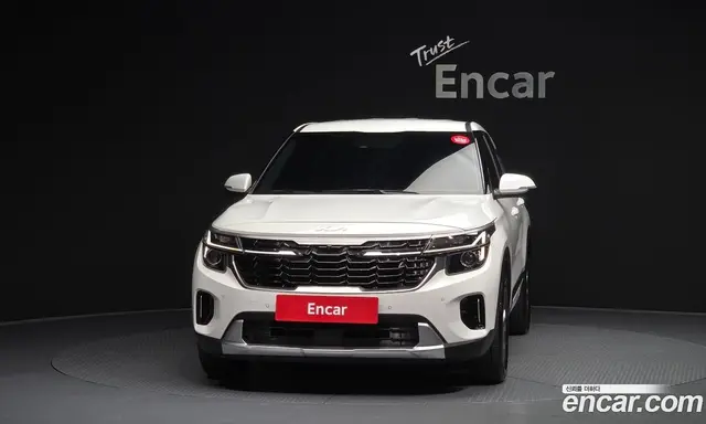 Kia Seltos 2023 2.0 автомат (гидро), миниатюра 3