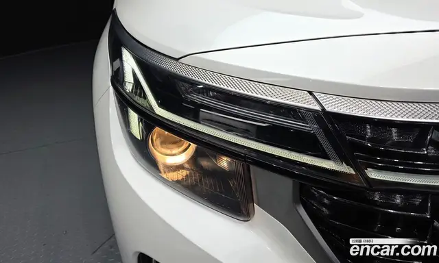 Kia Seltos 2023 2.0 автомат (гидро), миниатюра 8